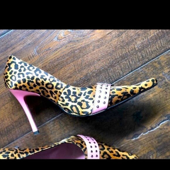 Beautiful Luichiny  Leopard Print Shoes, Pointed toe,Studded,Pink, Buckle New - Picture 4 of 6